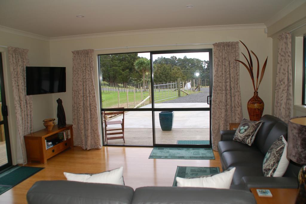 Kohinui Glade Holiday Cottage Parua Bay Экстерьер фото